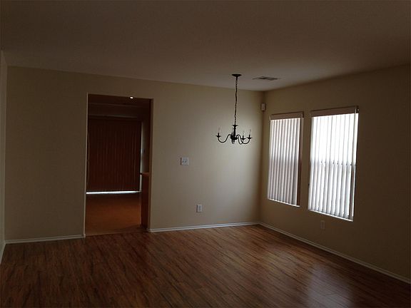 4th image of 7705 Prosperity River Ave