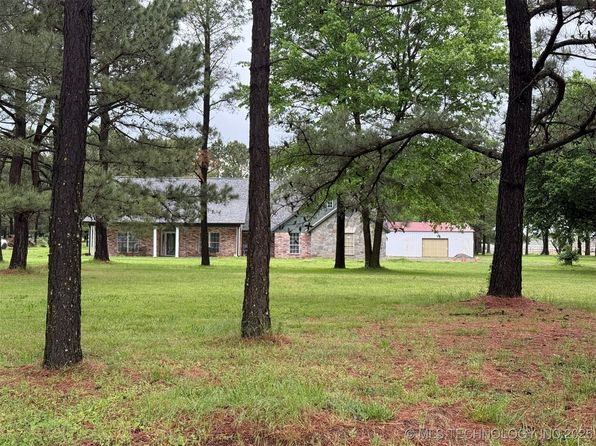 19978 E Murrell Rd, Tahlequah, OK 74464