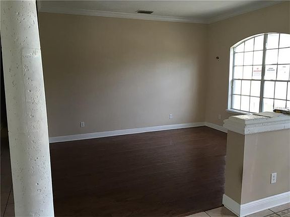 3rd image of 3892 Hunters Isle Dr