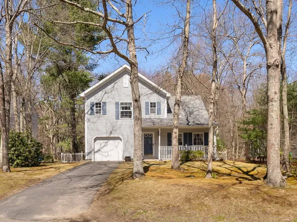4 Balcom Dr, Foxboro, MA 02035