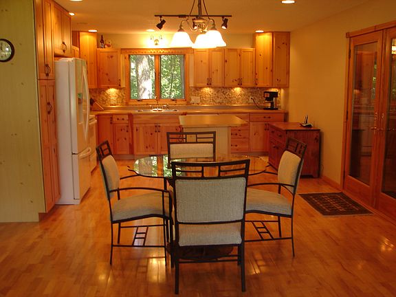4th image of 12204 Whitefish Avenue