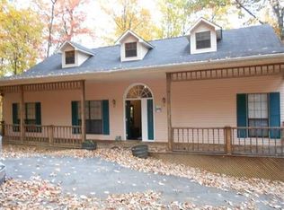 4070 Chamberlain Ln, Sevierville, TN 37862