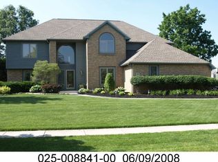 285 Deer Meadow Dr, Columbus, OH