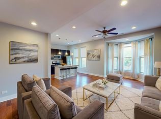 1501 W Superior St #3M, Chicago, IL 60642