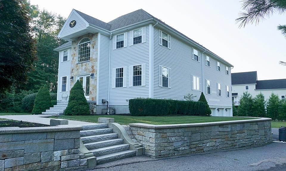 1st image of 23 Walden Dr