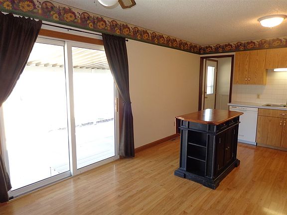 3rd image of 1731 Haney Dr