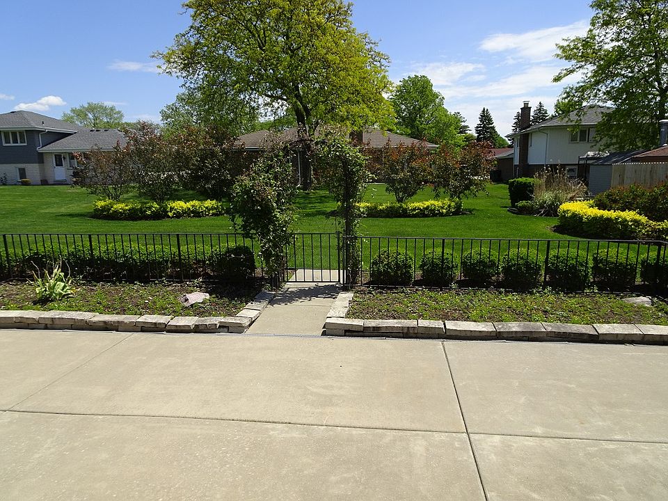 1st image of 15141 Narcissus Ct