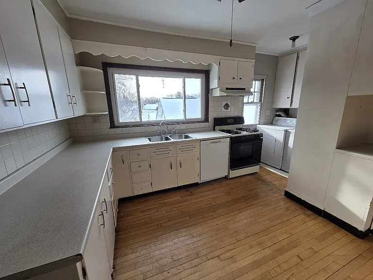 359 Hillsdale Ave #2 — Photo 9