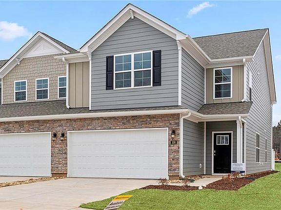 2nd image of 207 Ranger Rd