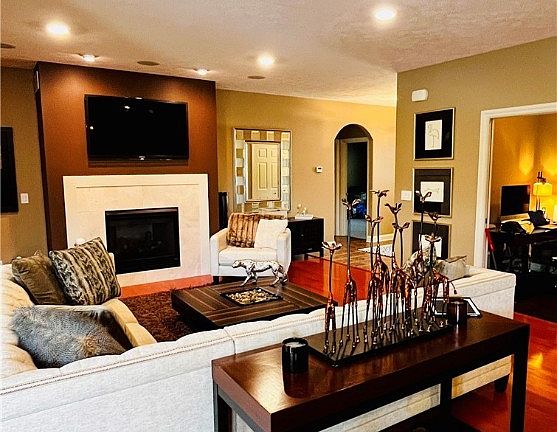 5th image of 5974 Clubhouse Pointe Dr