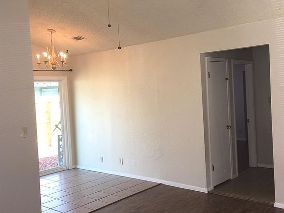 3rd image of 8003 Clydesdale Dr Unit A