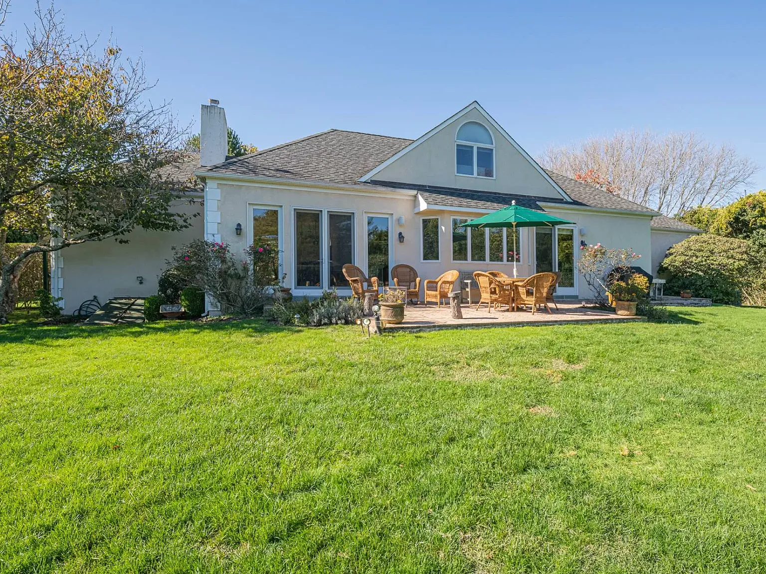 Southampton Village Rental! — Photo 2