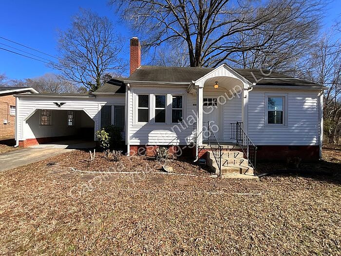 1st image of 611 Hoover Dr