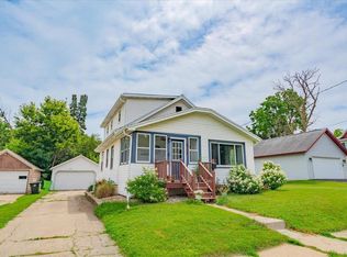 509 Grove St, Beaver Dam, WI 53916