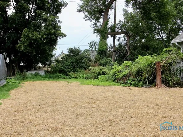 2625 120th St, Toledo, OH 43611