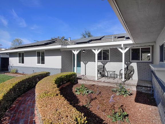 5th image of 22399 Creston Dr