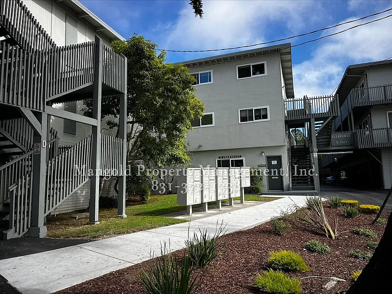 Arkwright Apartments — Photo 9
