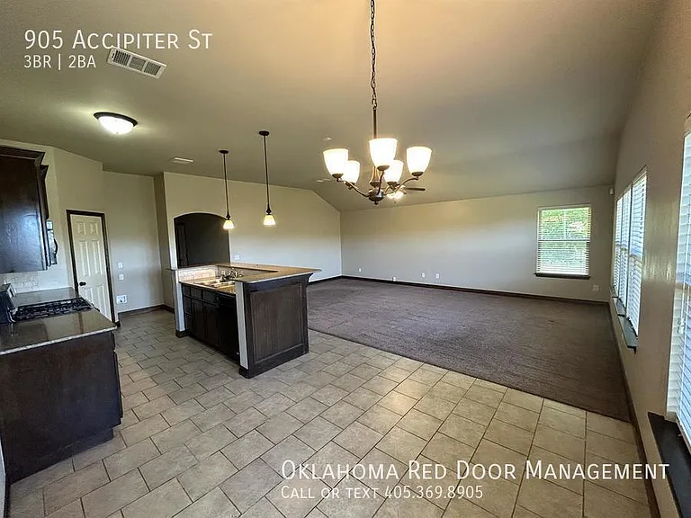 905 Accipiter St — Photo 14