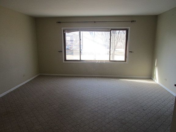 3rd image of 338 Grove St APT 205