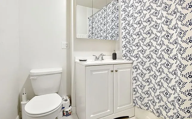 Rented by The Agency | media 10