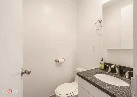 Rented by CORE | media 5