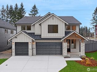 7165 99th St E, Puyallup, WA 98373