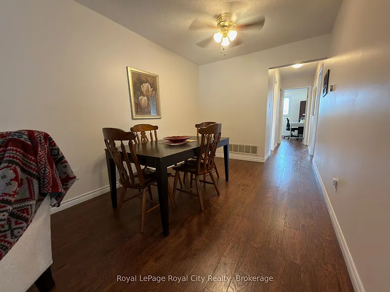 34 Nora Ct — Photo 9