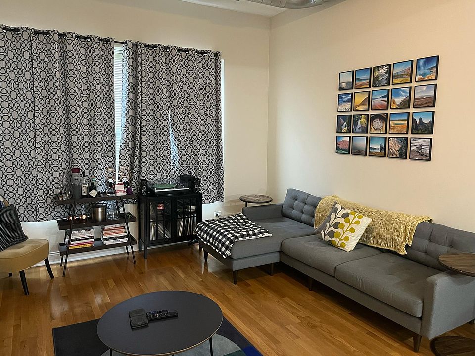 1st image of 2778 N Milwaukee Ave APT 219