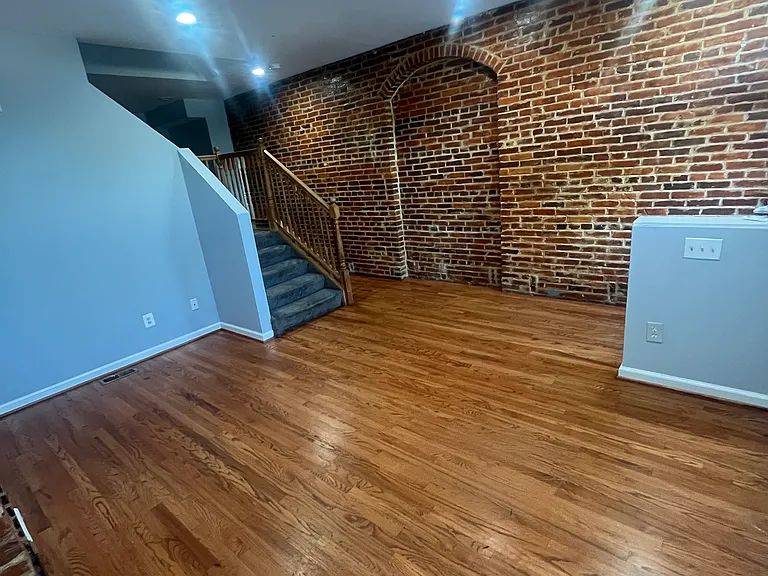 1308 N Mount St #1 — Photo 7