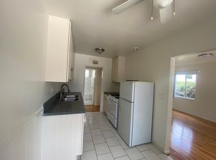 325 Burchett St #A, Glendale, CA 91203
