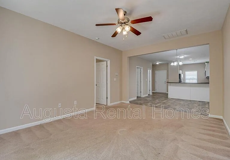 207 Old Berzelia Rd — Photo 6