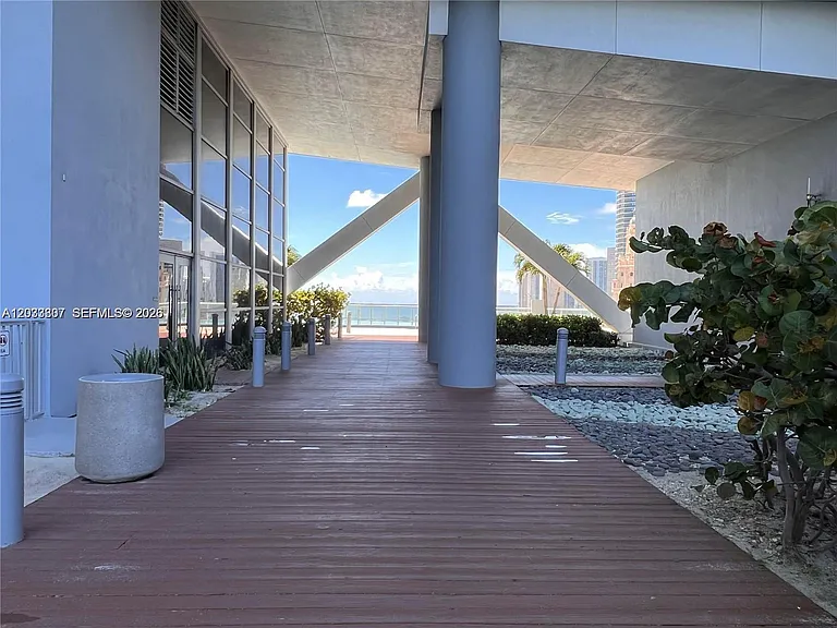 888 Biscayne Blvd #3001 — Photo 23