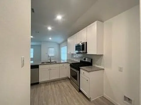 1236 Treehouse Ln — Photo 10