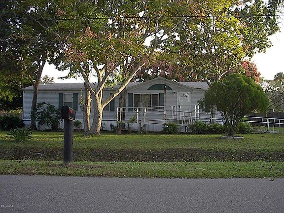 3rd image of 2141 Palomino Dr