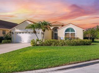 3188 SE Carrick Green Ct, Port Saint Lucie, FL 34952