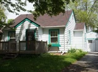 828 W Bell Ave, Appleton, WI 54914