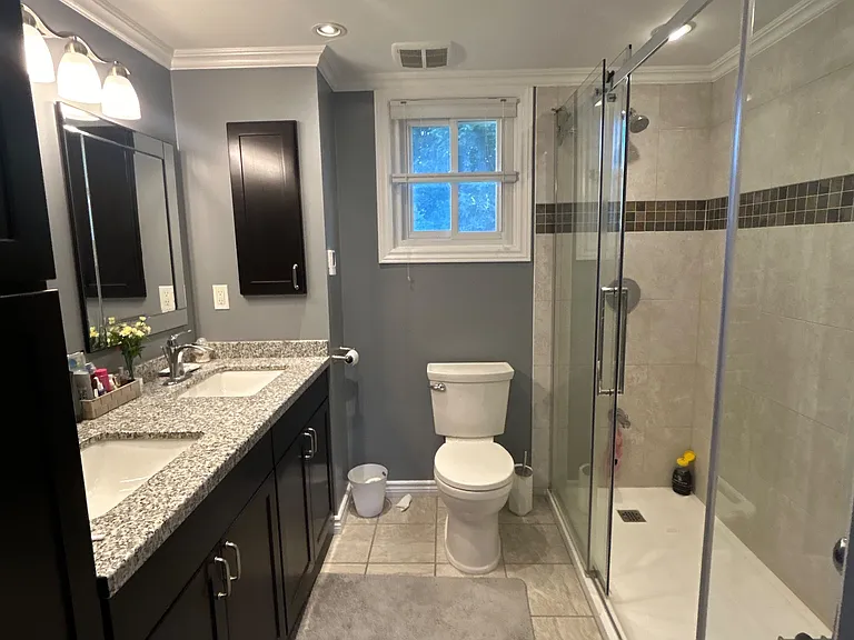 451 Traviss Dr — Photo 3