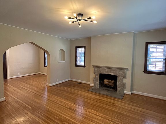 2nd image of 1725 King Ave APT A