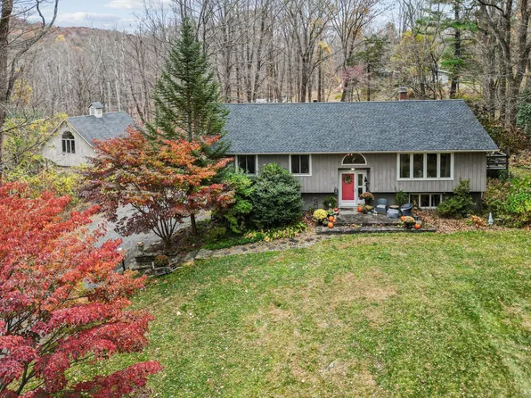 3 Mauweehoo Hill, Sherman, CT 06784