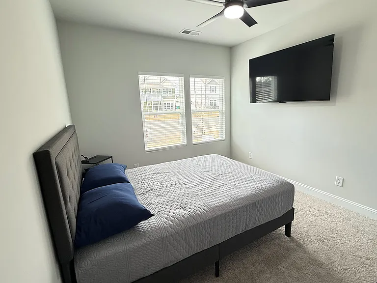 4045 Grommet Ct — Photo 14