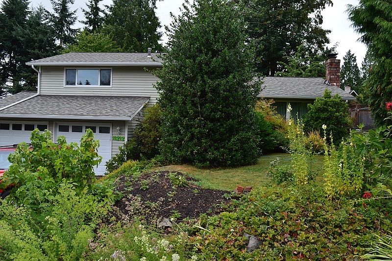 1st image of 11212 NE 61st Pl