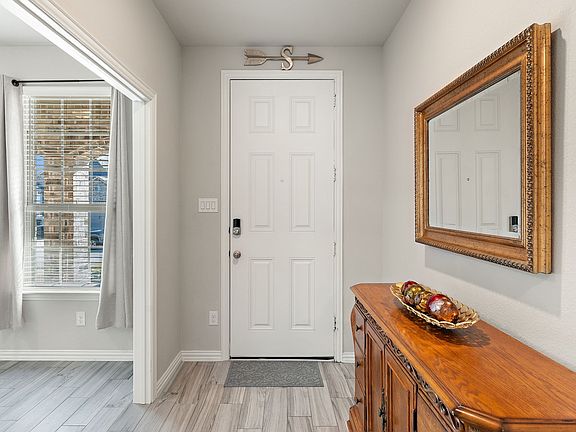 4th image of 2012 Elara Dr