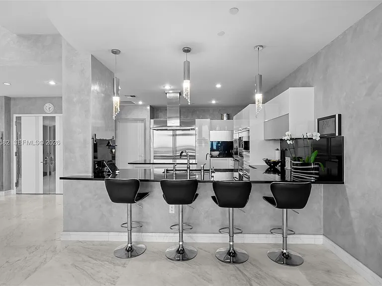 17121 Collins Ave #Penthouse 4406 — Photo 10