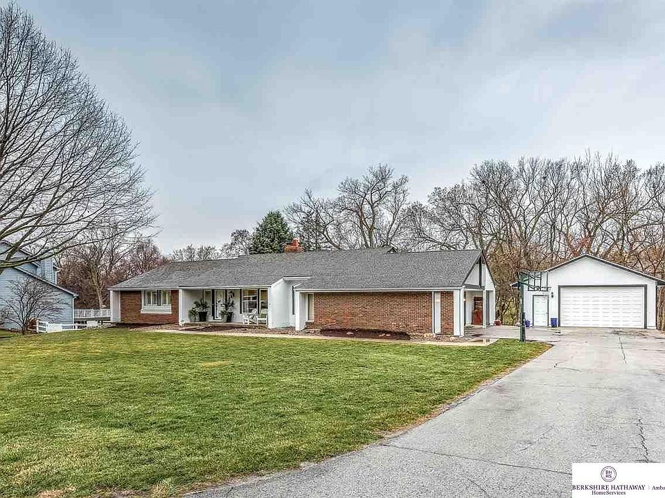 1st image of 20825 Timberlane Dr