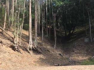7590 Skyline Blvd, Oakland, CA 94611