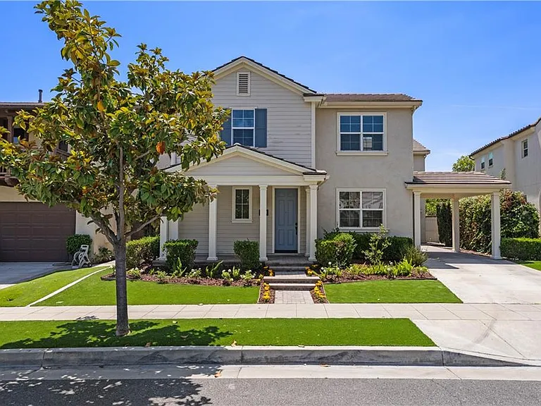 636 E Boxwood Ln — Photo 7