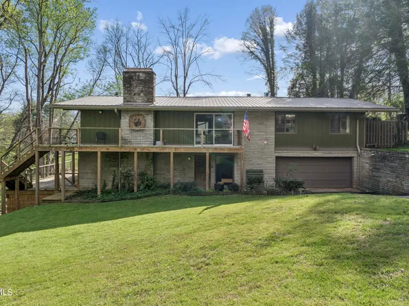 1823 Woodhaven Dr, Elizabethton, TN 37643