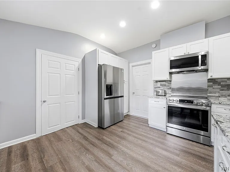 93 Cleveland Ave — Photo 16