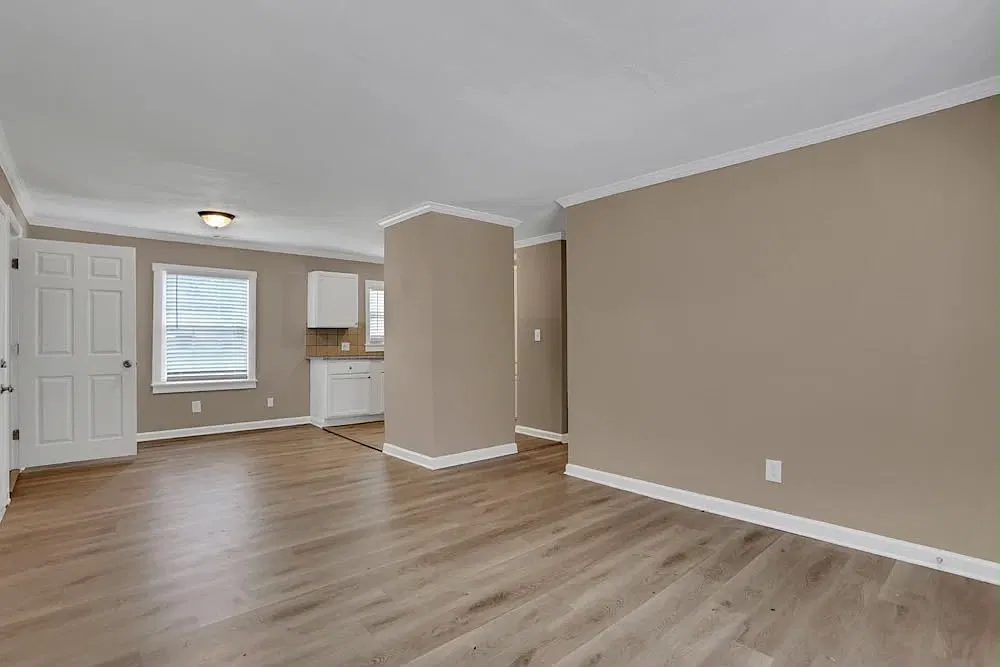 3 bed, 2544 sqft, $1,500 — Photo 3