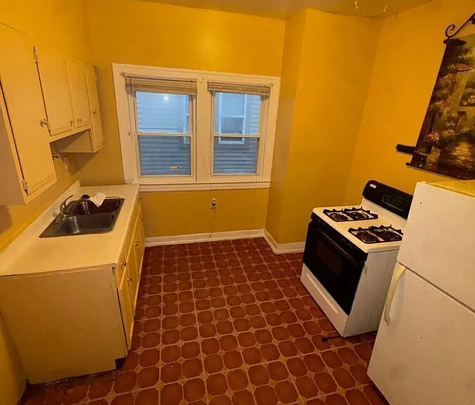 1633 Eddington Rd #1 — Photo 11
